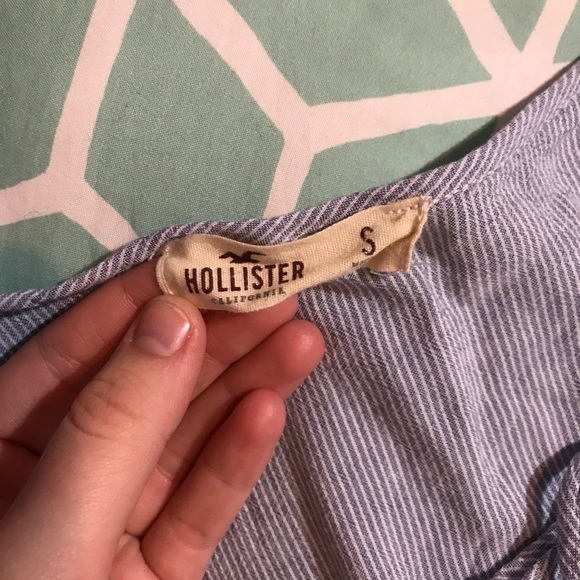 Women’s Hollister pin striped peasant blouse - Picture 6 of 6